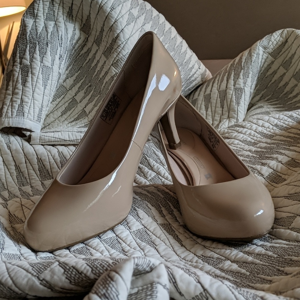 Nude Patent 2.5" Heels